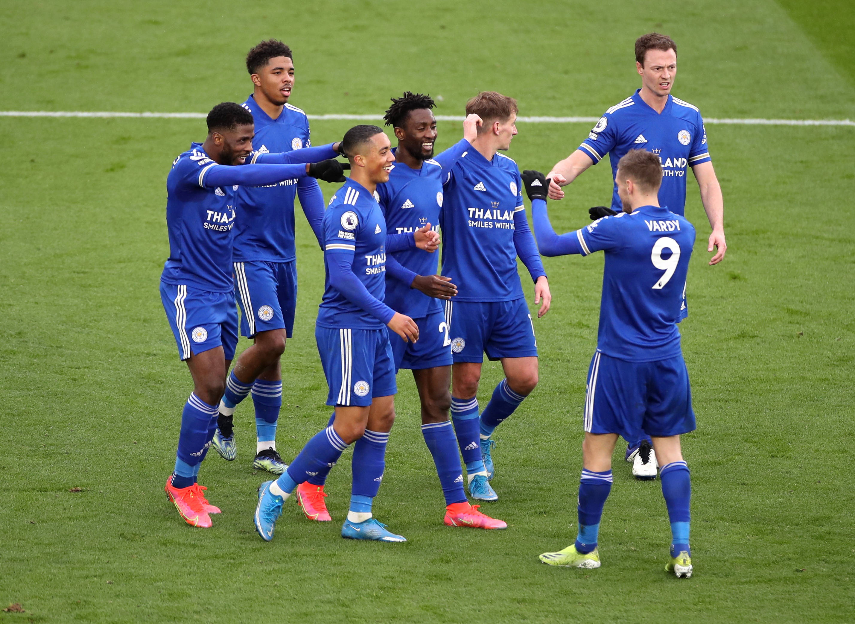 两家俱乐部 两家俱乐部