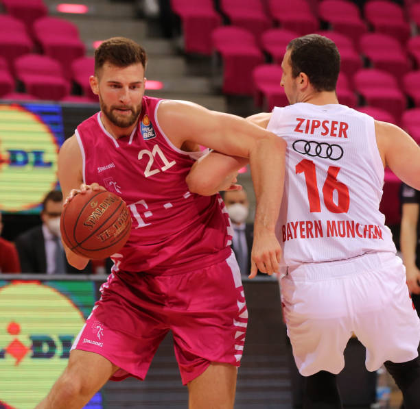 现了门将应 现了门将应