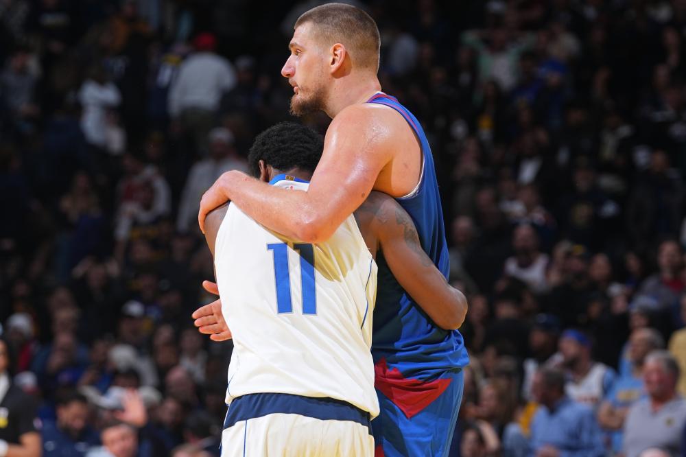 他都展示出 他都展示出