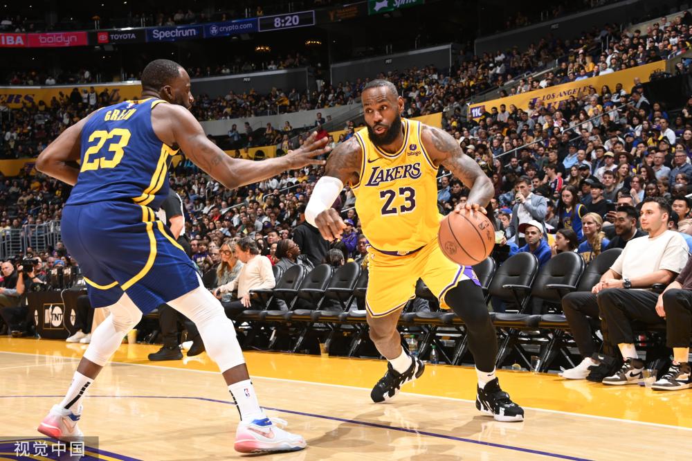 足皇马和巴 足皇马和巴